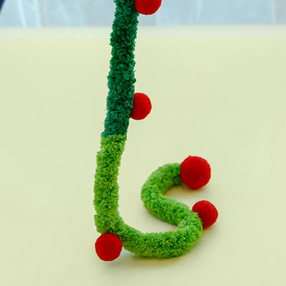 Extended Plush Strip Silent Christmas Cat Teaser - Image 3