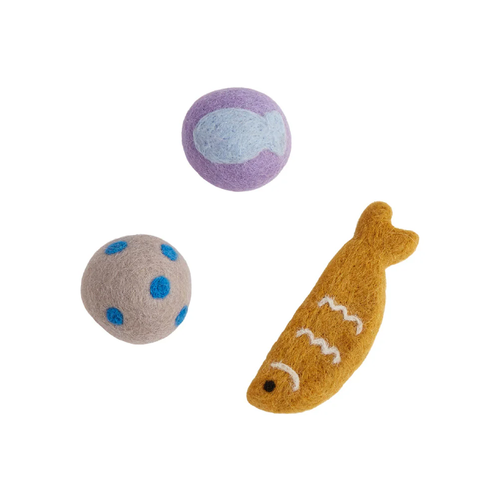 FOFOS Sardine Catnip Cat Toy - 2Balls &1Fish
