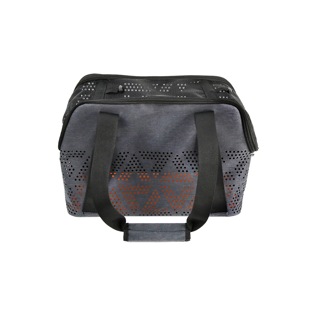 IBIYAYA Breezy Wanderer Fur-Free Pet Tote Bag - Image 2