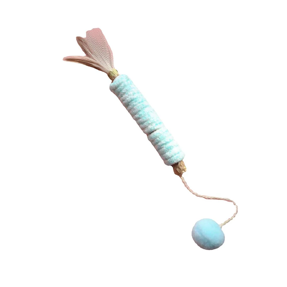 Matatabi Cat Chew Stick With Yarn - Image 2