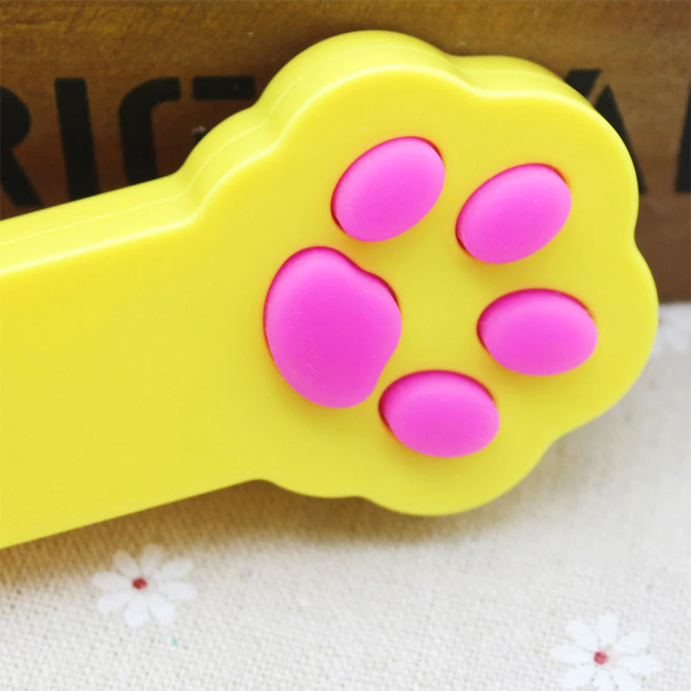 PAW BEAM Yellow Paw Laser Pointer Cat Toy - Image 4